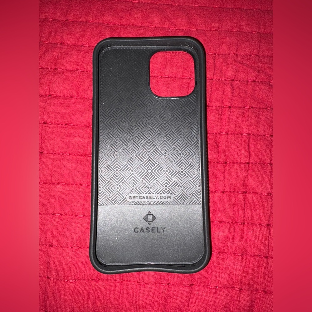 iPhone 12 Pro Max phone case (Casely) - Picture 4 of 4